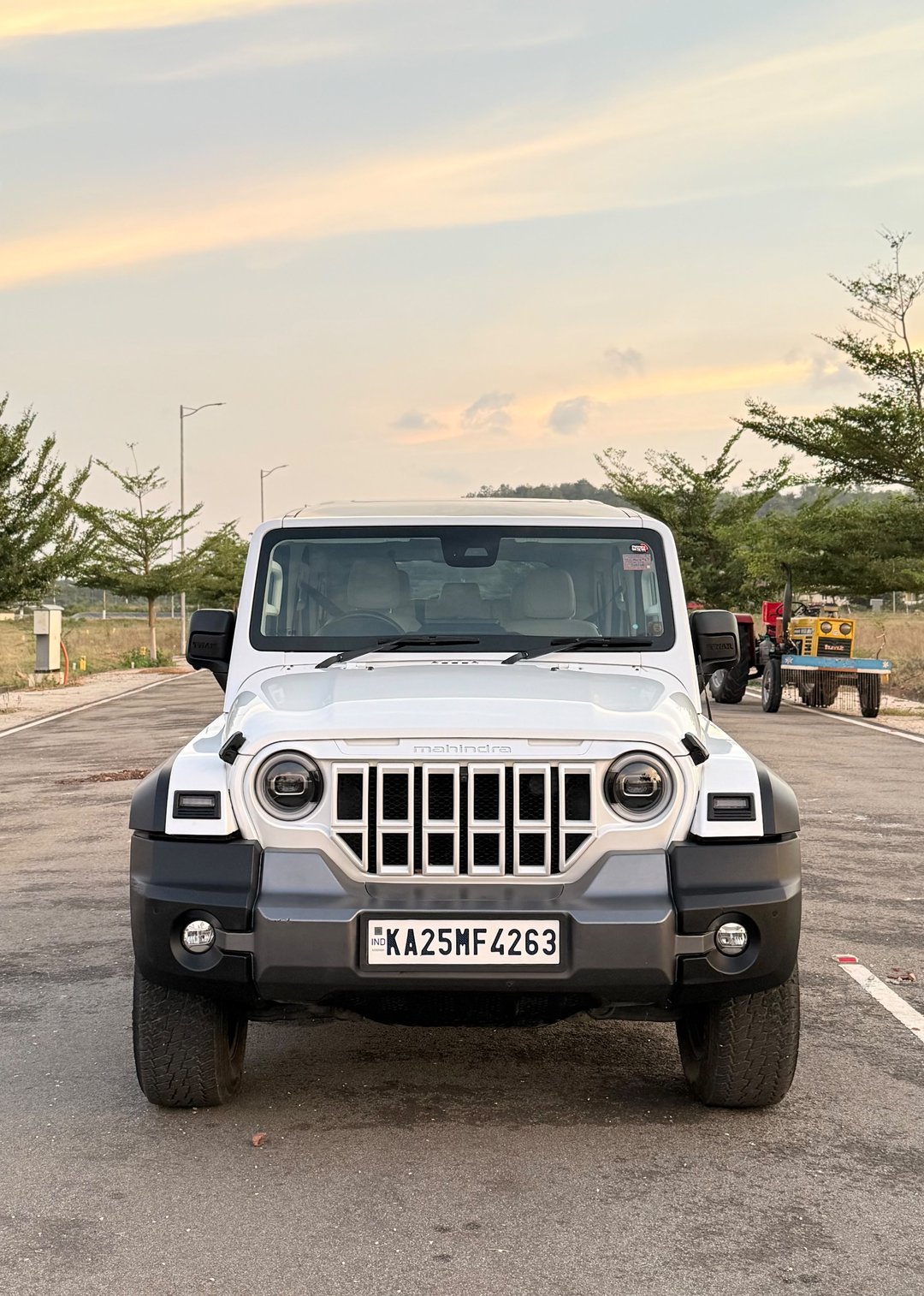 2024 Mahindra Roxx 2024 Ax7L, photo 1